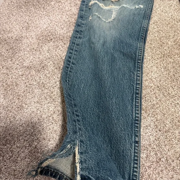 Distressed Levi’s 501 Blue Jeans - Picture 2 of 15